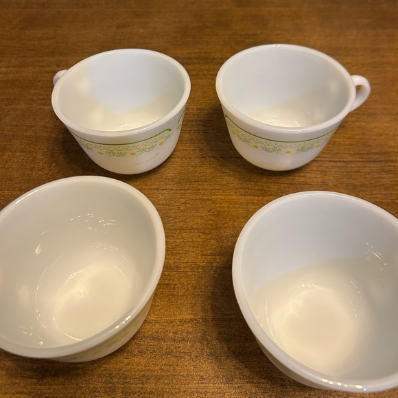 Pyrex Vintage Summer Impressions Sunshine 8oz Floral White and Green Cup Mugs - Picture 5 of 11